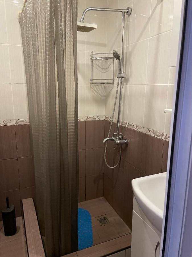 ברובארי Hotel 7/24 מראה חיצוני תמונה