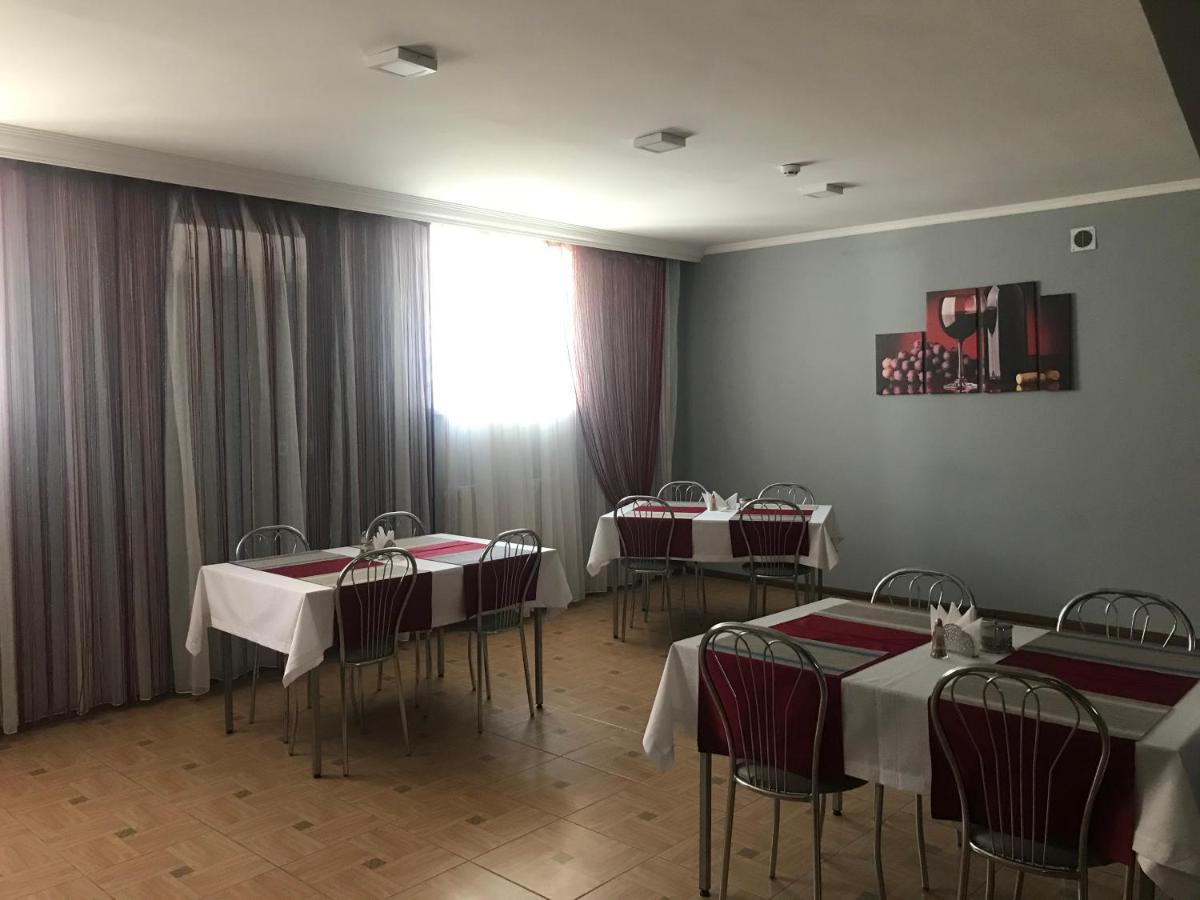 ברובארי Hotel 7/24 מראה חיצוני תמונה